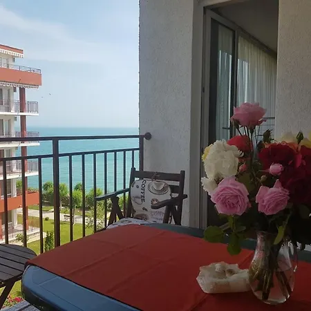 Fort Noks Marina Sea View Private شقة