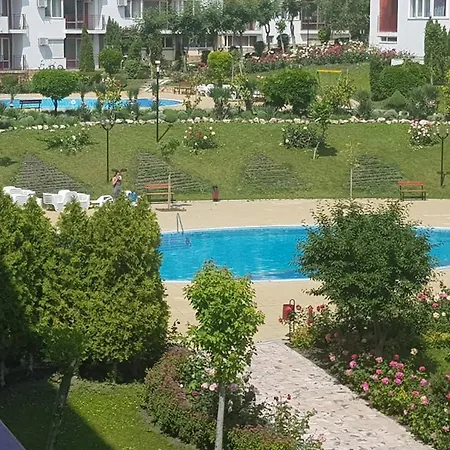 Fort Noks Marina Sea View Private * ساني بيتش