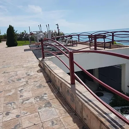 Fort Noks Marina Sea View Private شقة